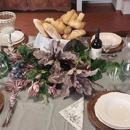 - Casa Di Alice Nel Borgo Apartament Lajatico