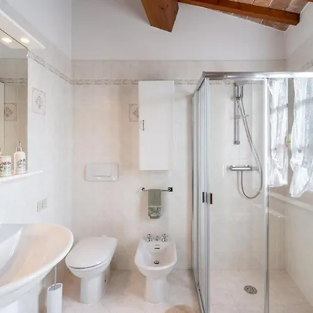 - Casa Di Alice Nel Borgo Lajatico