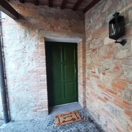 - Casa Di Alice Nel Borgo * Lajatico