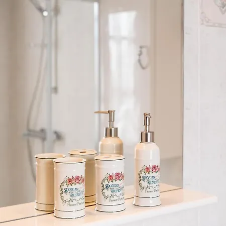 - Casa Di Alice Nel Borgo Apartament