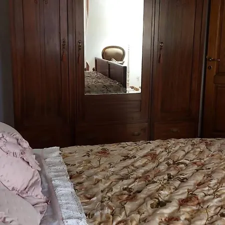- Casa Di Alice Nel Borgo Lajatico