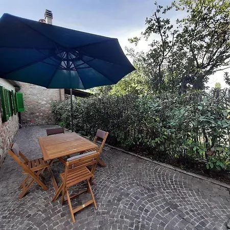 - Casa Di Alice Nel Borgo Lajatico