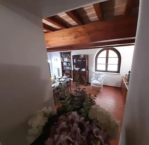 - Casa Di Alice Nel Borgo Appartement Lajatico